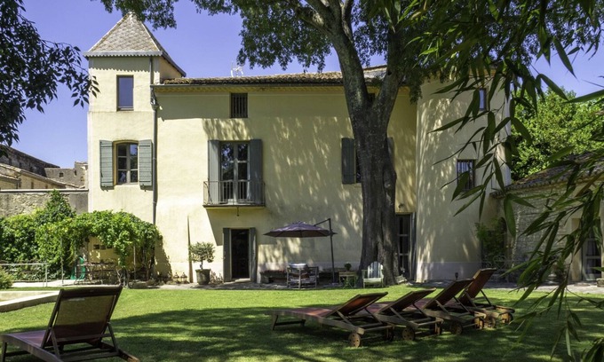 Montaren-et-Saint-Mediers Villa | La Bastide luxury villa with pool and outdoor cinema near Uzes, Provence