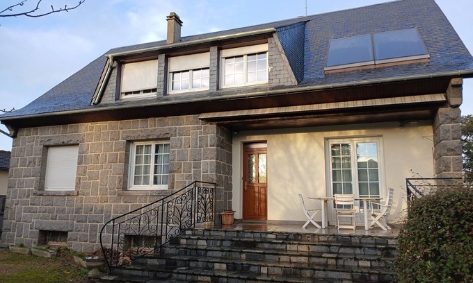 Rosny-sur-Seine House | La belle époque" house near the station