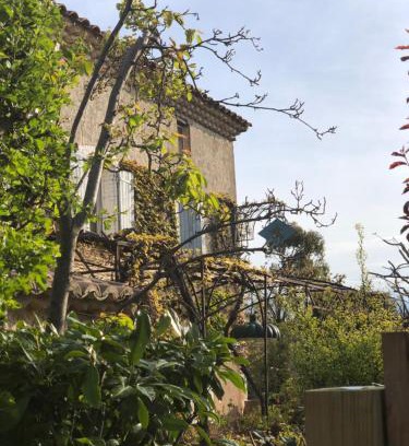 Roaix Bed & Breakfast | La Belle Etoile Chambres