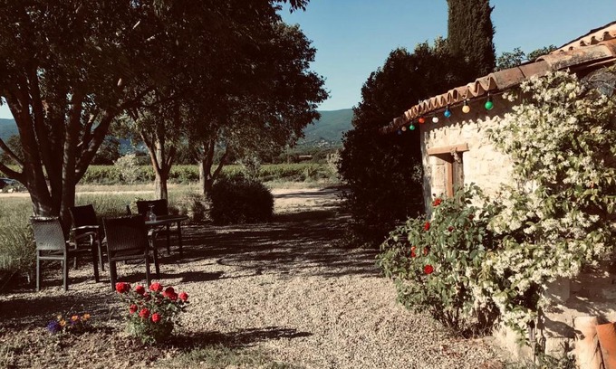 Saint-Saturnin-les-Apt House | La Bergère Hameau Saint Jean
