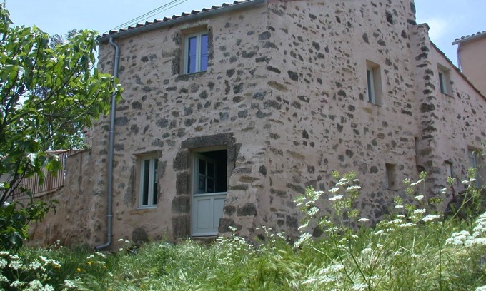 Babeau-Bouldoux House | La Bergerie de la Plume - Hamlet of Cauduro (2 bedrooms - 4 people)