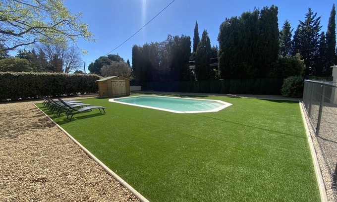Caderousse House | La Bonamourde, Tout Confort, Piscine & Clim