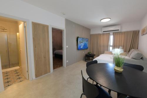 Eilat Apartment | La Bonita Eilat Amazing Pool