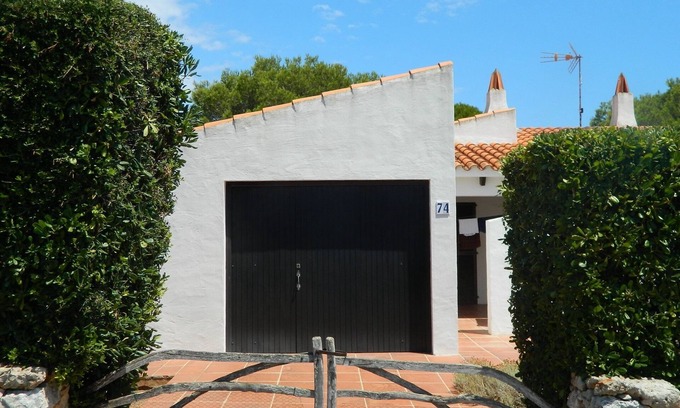 Sant Lluis Villa | "LA BUGANVILLA" House with garden and private pool.