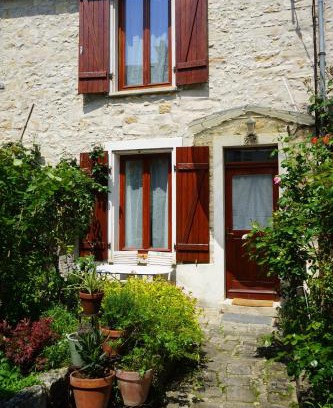 Thomery House | La Bycoque, maison 2 chambres au calme