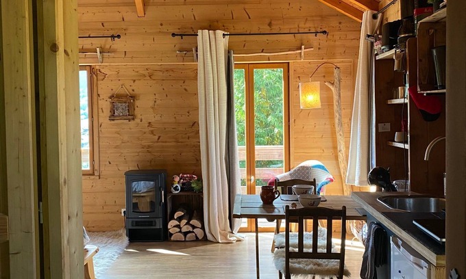 Les Villards-sur-Thones Ski Chalet | La Cabane d'Ernestine - Nature break in the heart of the Aravis mountains