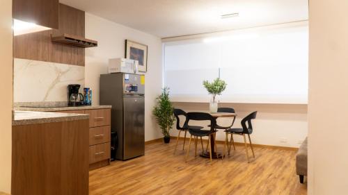 Financial District Apartment | La Carolina Apartamento Amplio