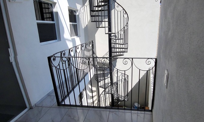 El Tuito Apartment | La Casa de Kate, a modern new apartment in historic El Tuito