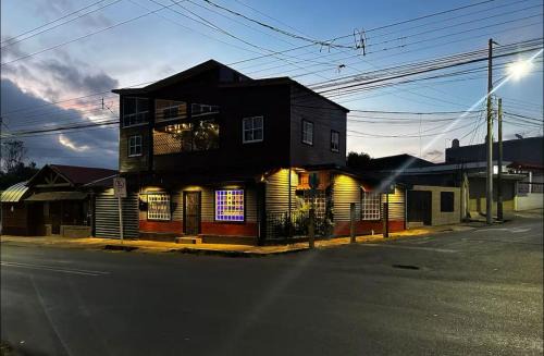 San Rafael House | La casa de Marujita