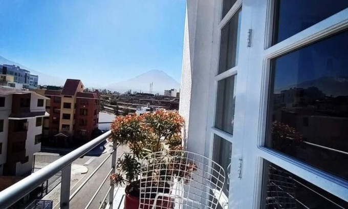Cerro Colorado District Apartment | La Casa de Silvana