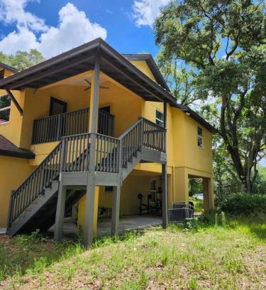 Trailer Estates House | la casa del bosque