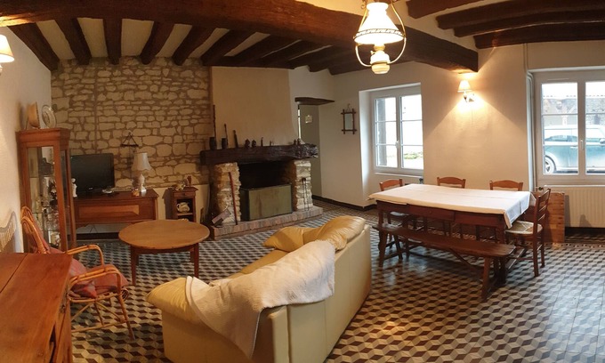 Les-Trois-Moutiers House | La Casa du Gué Sainte Marie