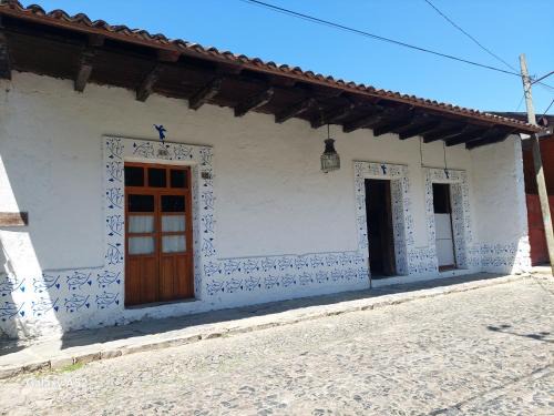 Xochitlan de Vicente Suarez House | La Casa D'Alick