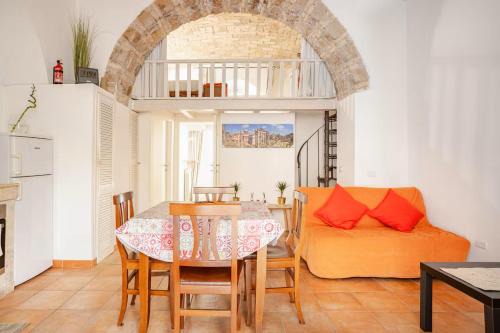 San Lorenzo Apartment | La Casetta Aureliana in the center of the capital
