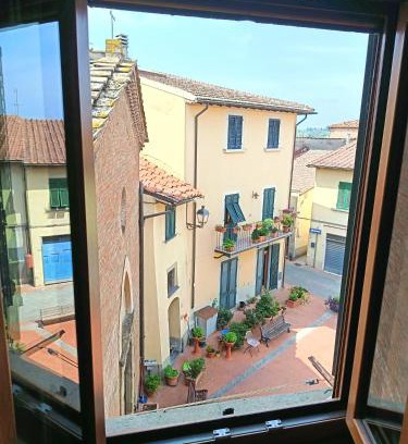 Castelnuovo d'Elsa Apartment | La casetta sulla Francigena