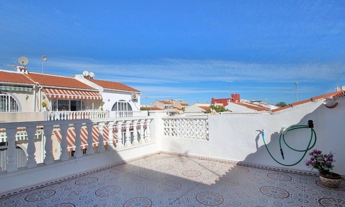 La Siesta House | La Casita Blanca in Torrevieja-Your idlyllic house in Costa Blanca