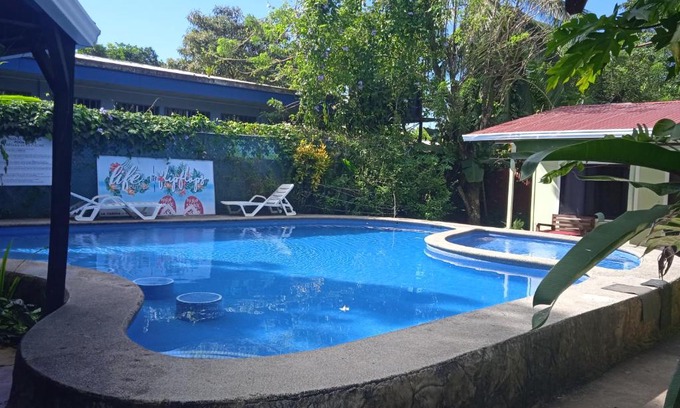 Tortuguero Hotel | La Casona Eco-Lodge Tortuguero
