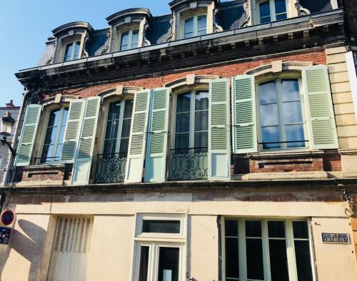 Epernay House | La Charuel