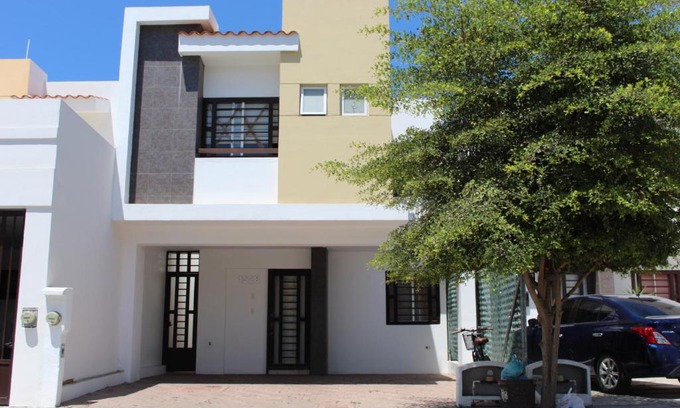 Mazatlan Apartment | La Cima