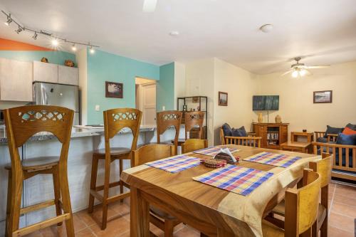 Playa Ocotal Apartment | La Colina 8005