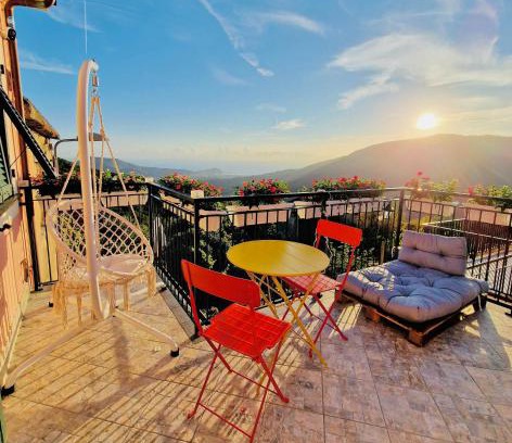 Vignolo Apartment | La Collina sul Mare - Casa Vacanze
