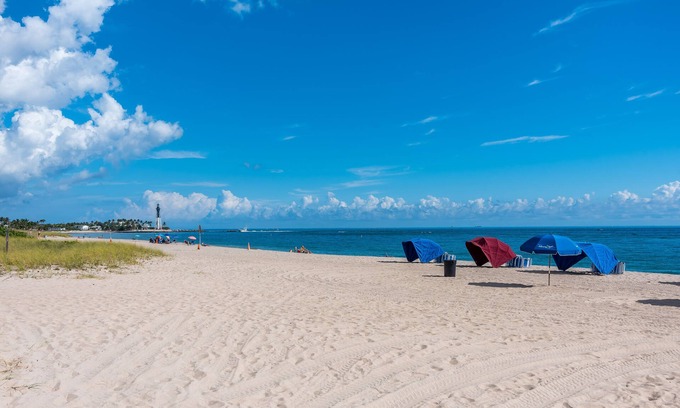 Pompano Beach Apartment | La Costa Beach Club