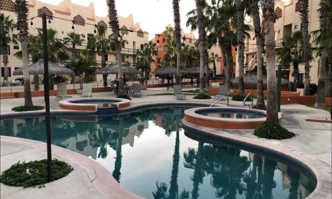 Campo de Golf Fonatur Apartment | La Costa Condo steps from the beach