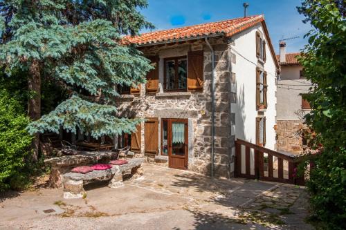 Navarredonda de Gredos House | La Esperilla De Gredos