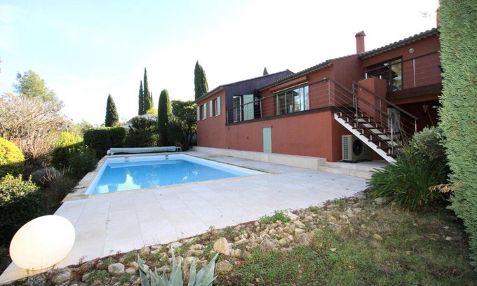 Bagnols-en-Foret Villa | La Fenouillarde YourHostHelper