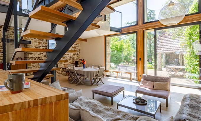Saint-Pair-sur-Mer House | La Gicquelière by Interhome