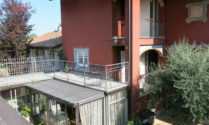 La Morra Resort | La Goccia Di Vino (Lmr113) 604.1