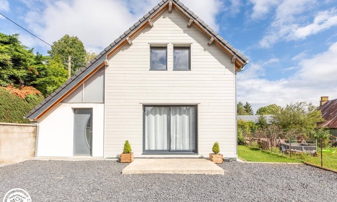 Besse-en-Chandesse House | "La Grande Astrance "