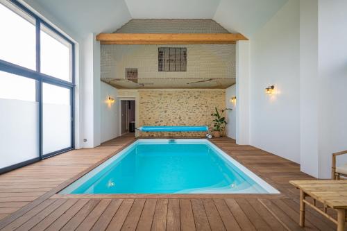Parigne-lʼEveque House | La Grange Clyna - Love Room