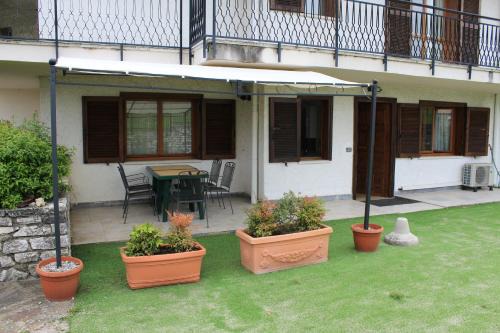Manerba del Garda Apartment | La Grolla Apartments