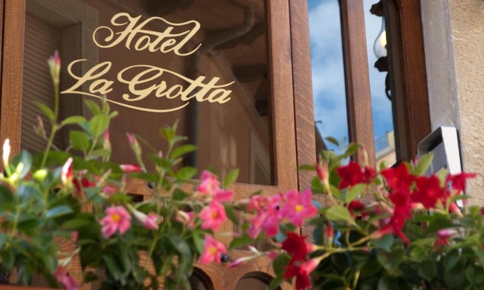 San Marino Hotel | La Grotta Hotel