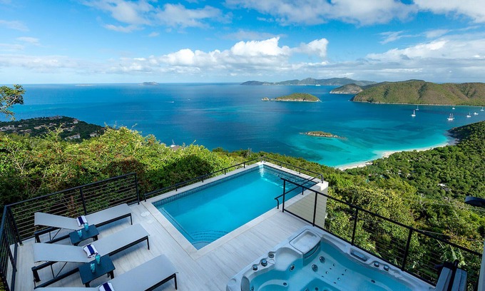 Estate Hammer Farm House | La Jolla Caribe: Newly rebuilt! Spectacular North Shore Views!