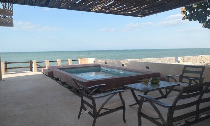 Progreso Municipality House | La Joya casa de playa