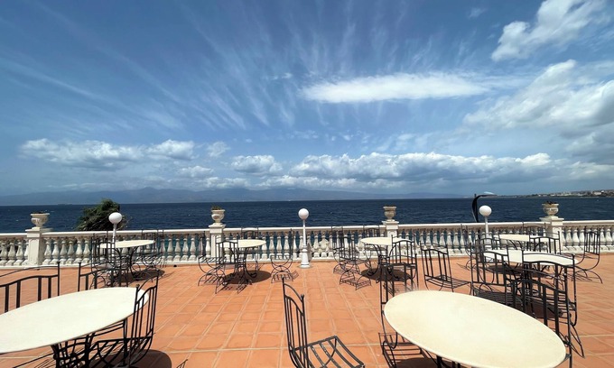 Pellaro Hotel | La Lampara
