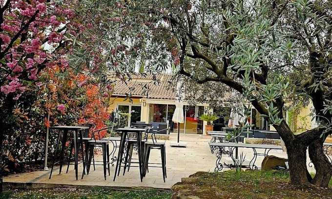 La Tour-d'Aigues House | La Madone