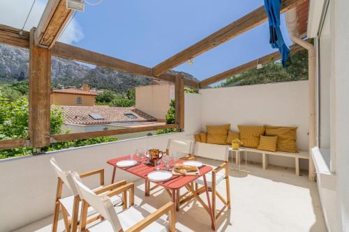 Montredon Apartment | La Madrague - Vue sur les massifs des calanques