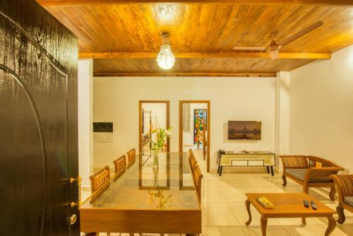 Kalapettai Hotel | La Maison Charu