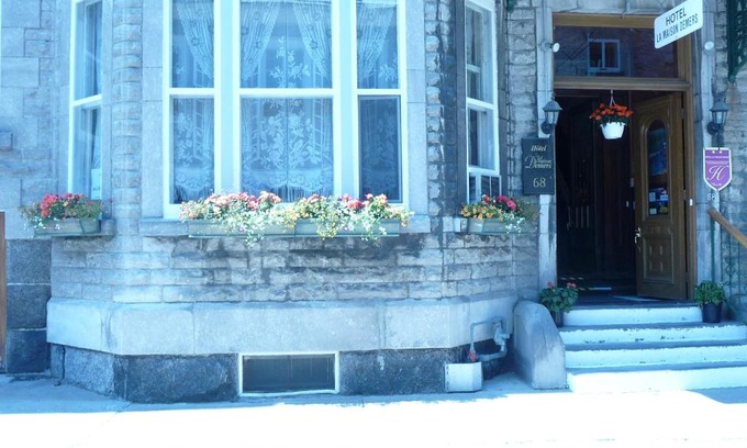 Vieux-Quebec-Cap-Blanc-colline Parlementaire Hotel | La Maison Demers