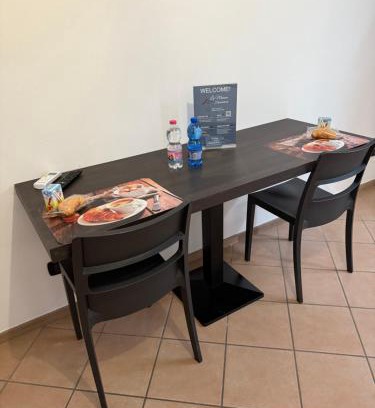 Uboldo Apartment | La Maison di Vicolo Torre
