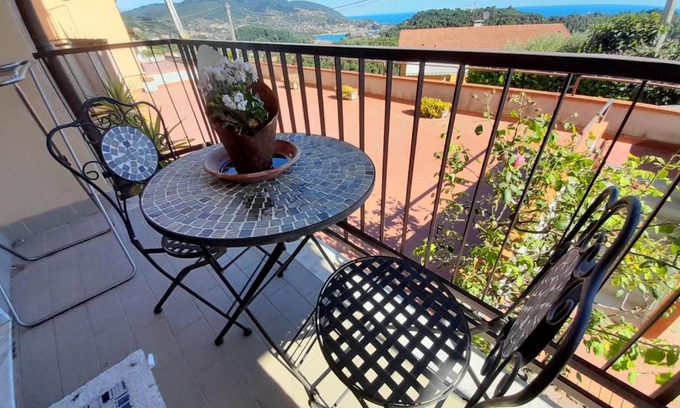 Pitelli Apartment | LA MARINERIA DI LINORIS