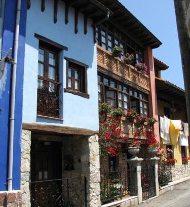 Poo House | La Milarina