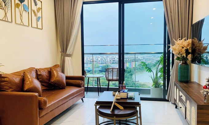 District 9 Apartment | LA Nest 2bed water park view Luxury