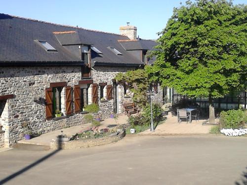 La Bouexiere House | La P'tit' Fugue
