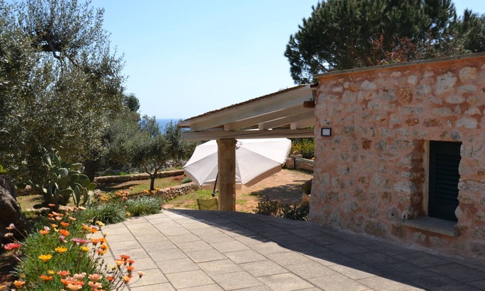 Marina Serra House | La Pajara of the path of the Enemy