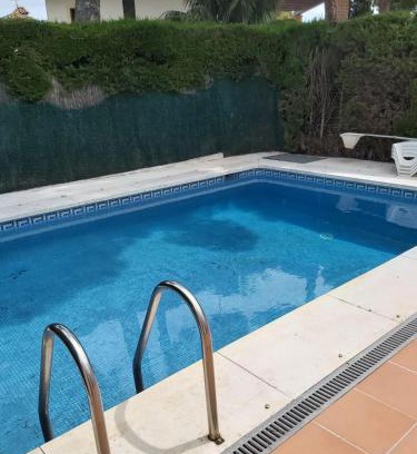 New Golden Mile Ski Chalet | La Palmera