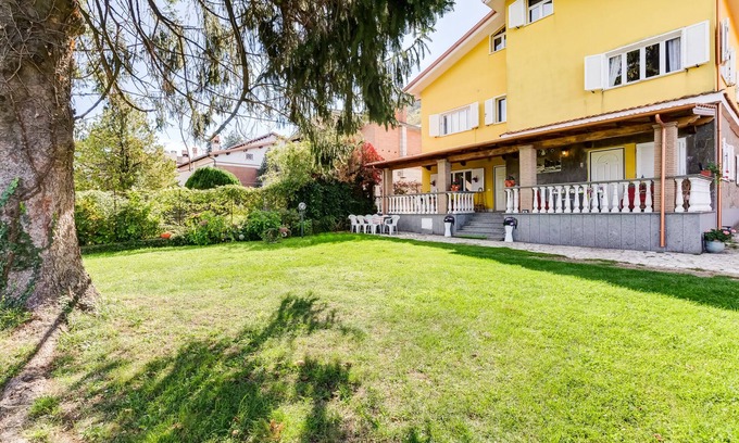 Rocca di Papa House | "La Peonia" Appartamento in Villa a Rocca di Papa con Giardino
